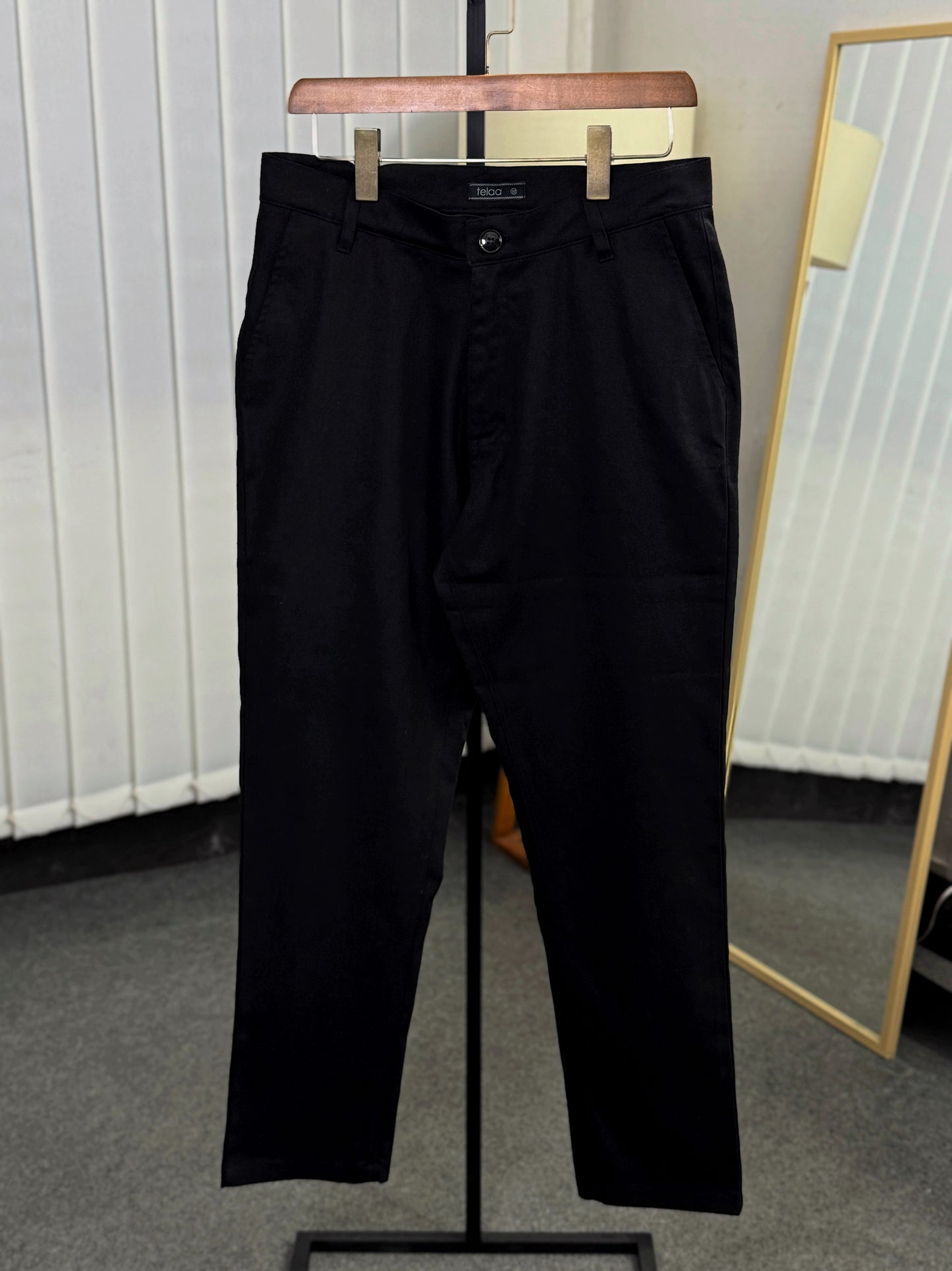 Straight Cut Chinos| Black