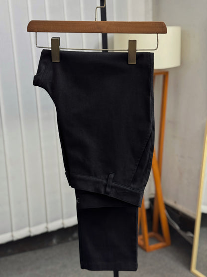 Straight Cut Chinos| Black